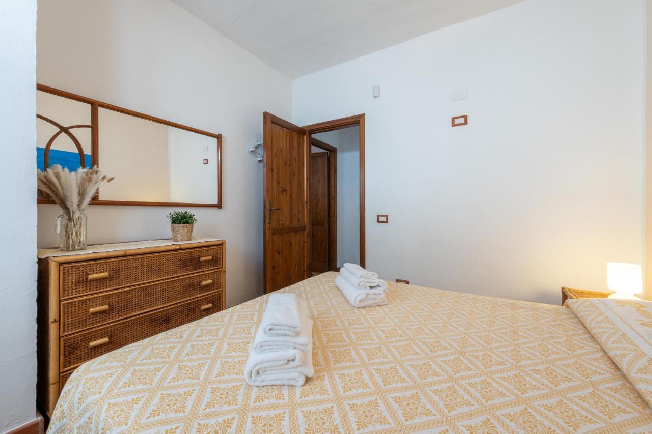 Damiano Holiday House Porto Columbu - Perd'E Sali Exterior foto